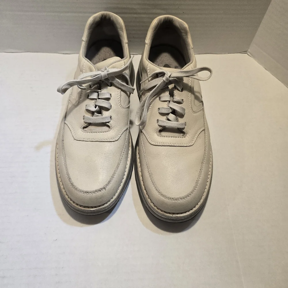 Men casual shoes